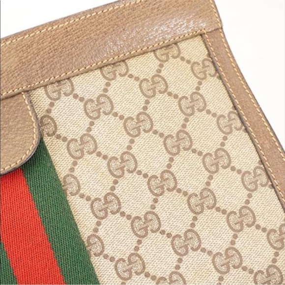 ***SALE*** Authentic Gucci Supreme Clutch - Picture 11 of 13